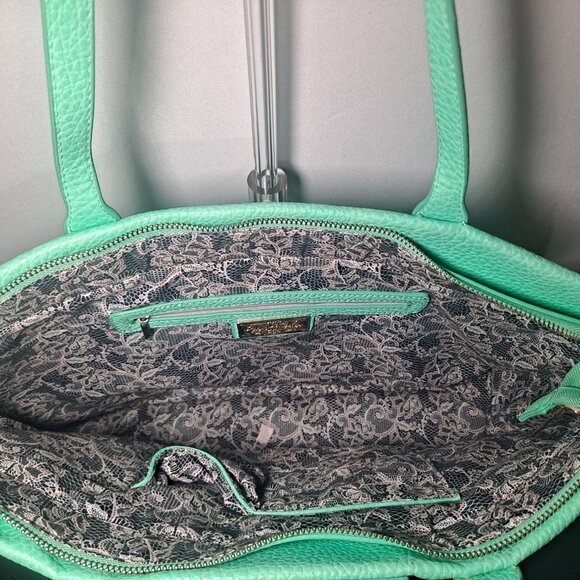 Share Pink Haley Lavendar Tote Bag with floral pattern - Picture 5 of 7